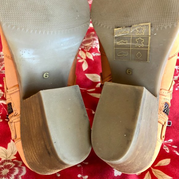 Musse & Cloud "Athya" 100% Leather Mustard Orange Western Ankle Boots - Size 6 - Picture 9 of 14